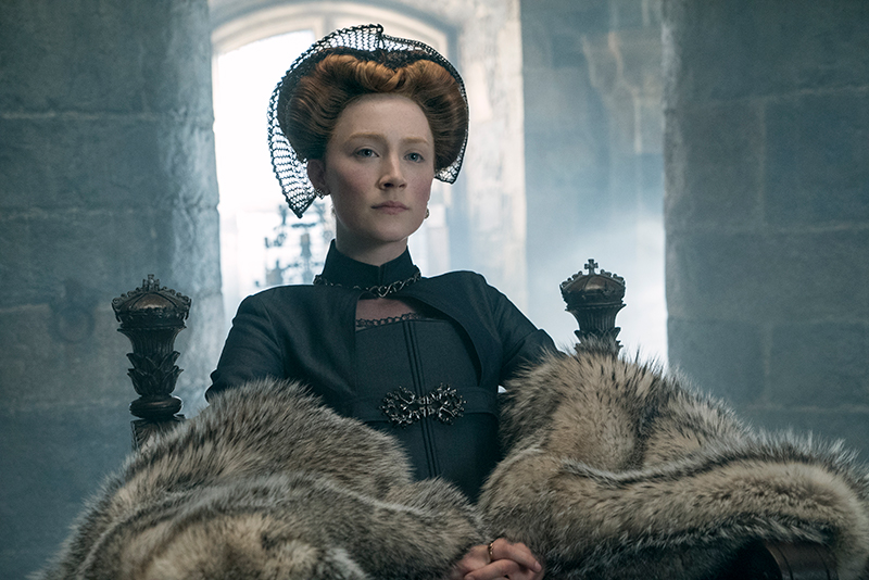 Saoirse Ronan stars as Mary Stuart in MARY QUEEN OF SCOTS, a Focus Features release. Credit: Liam Daniel / Focus Features